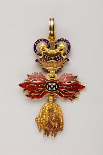 Altın Post Nişanı: Avusturya Altın Postu - Küçültülmüş rozet - 1850-1900 - Altın ve emals - Y 6,2 cm; Genişlik 4,1 cm; Ağırlık: 20 g - Özel koleksiyon by Anonymous Anonymous