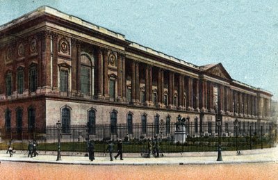 Paris: Claude Perrault (1613-1688) tarafından yaptırılan Colonnade du Louvre