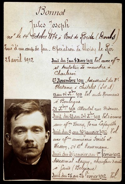 Suç listesiyle birlikte suçlu Jules Bonnot'un (1876-1912) (Bonnot grubu) polis kağıdı by Anonymous Anonymous