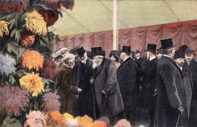 Krizantem partisi: resmi krizantem sergisi. Oymak. 20.11.1910 tarihli “Le petit parisien” gazetelerinden biri. Özel koleksiyon. by Anonymous Anonymous