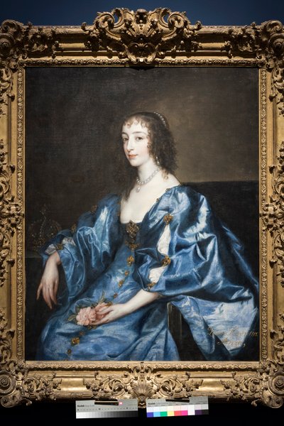 İngiltere Kraliçesi Henrietta Maria, c.1636-38 (tuval üzerine yağlı boya) by Anthony van Dyck