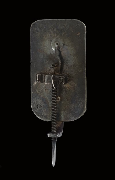 Mikroskop, c.1690 (gümüş ve cam) (ayrıca bkz. 1121456-9) by Antoni van Leeuwenhoek