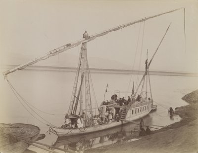 Dahabieh ve Luksor by Antonio Beato