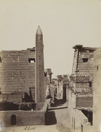 Dikilitaş ve Ramses Pilonu by Antonio Beato