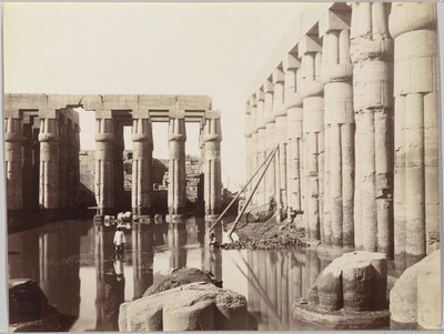 Luksor Tapınağı, Amenhotep III Mahkemesinin Görünümü (albüm gümüş fotoğraf) by Antonio Beato