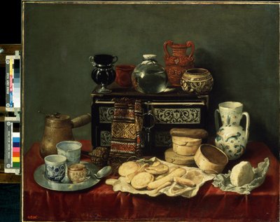 "Abanoz Sandıklı Natürmort" (Abanoz Sandıklı Natürmort) Peynirler, tabaklar, sürahi, peçete, kavanozlar, kahve değirmeni ve bal kaşığı. Tablo Antonio de Pereda y Salgado (1611-1678) 1652 Dim 80x94 cm Saint Petersbou Hermitage Müzesi by Antonio Pereda y Salgado