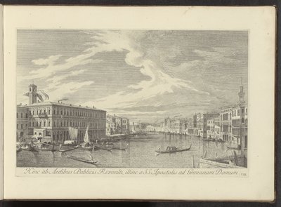 Gezicht op het Canal Grande te Venetië Oradan Rialto Kamu Binaları