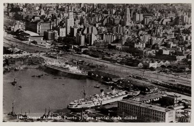 Liman ve şehrin kısmi görünümü, Buenos Aires, Arjantin by Argentinian Photographer