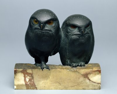 İki Baykuş, 1903-04 (bronz ve oniks) by August Gaul