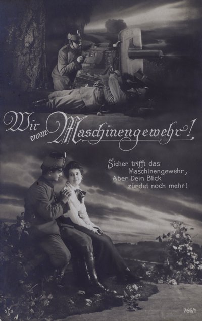 Avusturyalı makineli nişancı savaş alanında ve sevgilisiyle (s/b fotoğraf) by Austrian Photographer