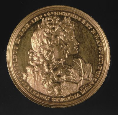 Kutsal Roma İmparatorları Leopold I (1640-1705) ve Joseph I (1678-1711) portrelerini taşıyan madalyon, Philipp Heinrich, 1692 (altın) by Austrian School