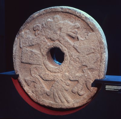 pelota oynarken kullanılan taş by Aztec