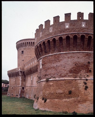 Ortaçağ sanatı: Mimar Baccio Pontelli (yaklaşık 1450-1494), Gregoriopoli tarafından gerçekleştirilen Papa Julius II (Giulio) kalesinin görünümü by Baccio Pontelli