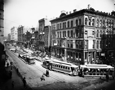 LaSalle Street tünelinden çıkan tramvaylar., Chicago, Illinois, ABD, c.1905 (s/b fotoğraf) by Barnes and Crosby