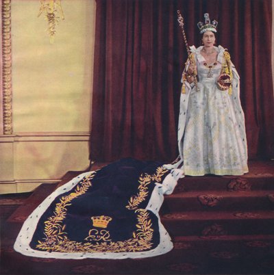 Kraliçe II. Elizabeth taç giyme cübbesiyle, 1953 by Baron Sterling Henry Nahum