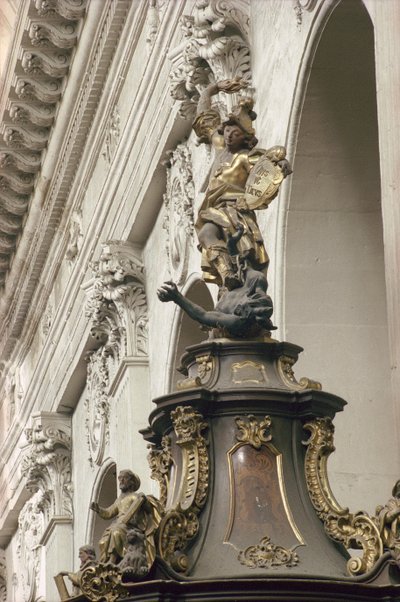 Minber, aynı zamanda Verity Minberi olarak da bilinir, detay: St. Michael ve ejderha, 1749 (yaldızlı, ahşap ve kakmacılık) (ayrıca bkz. 252679 ve 252681) by Bavarian school