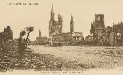 Grand Place, Ypres, 27 Haziran 1915 by Belgian Photographer