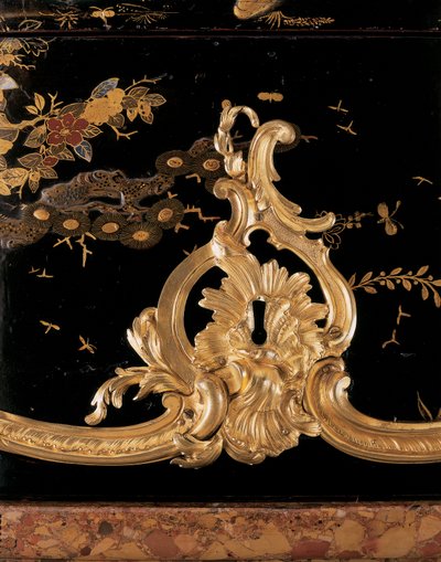 Komodin, c.1745 (ormolu monte edilmiş Japon cilası ve ebonize ahşap) by Bernard van Risenburgh II
