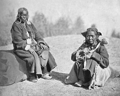 Tibet kökenli Ladakhi kadınları, 1902 by Bourne and Shepherd