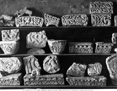 İtalyan-Bizans heykellerinden parçalar by Byzantine Byzantine