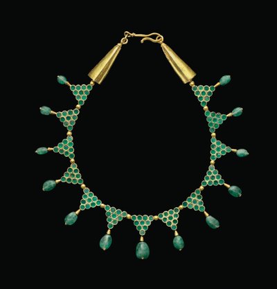 Kolye, c.6 - 7. yüzyıl (altın ve zümrüt) by Byzantine Byzantine