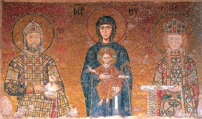 İmparator II. John Comnenus ve eşi Irene arasında Çocuklu Bakire, c1118. by Byzantine Master.