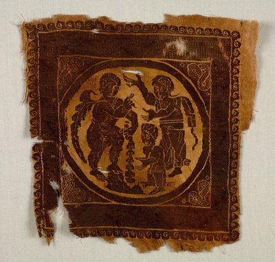 Tunikten Süs Meydanı, 400