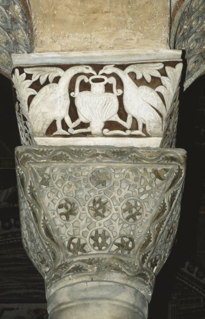 İçten dekore edilmiş sermaye by Byzantine School