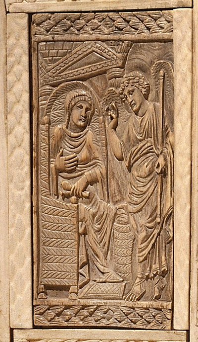 Müjde detayı, Piskopos Maximian
