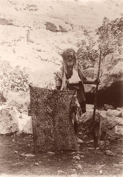 Bir avcı ve yem, c.1894-1914 by C.A. Hornstein