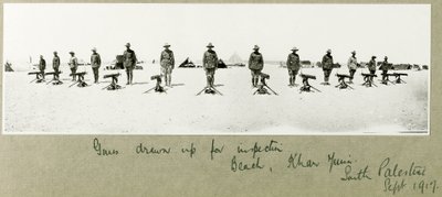 Sahilde inceleme için hazırlanan silahlar, Han Yunus, Eylül 1917 by Capt. Arthur Rhodes