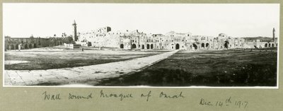 Omah Camii çevresindeki duvar, 14 Aralık 1917 by Capt. Arthur Rhodes