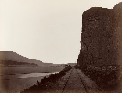 Celilo yakınlarındaki Cape Horn, 1867. by Carleton Emmons Watkins