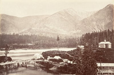 Cascades, Oregon, 1867, basılmış yakl. 1876. by Carleton Emmons Watkins