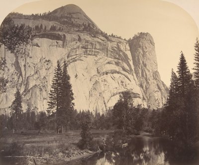 Soldaki Kuzey Kubbe - Kraliyet Kemerleri - Washington Sütunu, 1861, Yosemite. by Carleton Emmons Watkins
