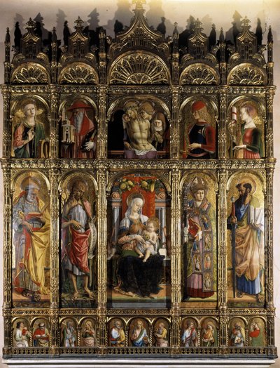 Bir Pieta ve alt taraf Çocuklu bir madonna gösteren poliptik by Carlo Crivelli