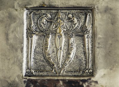 Bas kabartması, şömine dekorasyonunun detayı, Charles Rennie Mackintosh