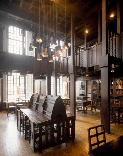 Mimar Charles Rennie Mackintosh (1868-1928) tarafından tasarlanan Güzel Sanatlar Okulu