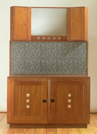 Lavabo, c.1917 (sedef kakma maun ve cam arka plakalı yeşil erinoid) by Charles Rennie Mackintosh