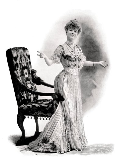 Parisli Kadın Oyuncu, Matmazel Charlotte Wiehe, 1901. by Charles Reutlinger