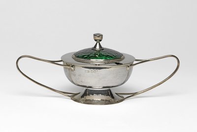 Kase ve kapak by Charles Robert Ashbee