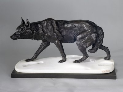 Karda Kurt Takibi (bronz, metal ve mermer) by Charles Valton
