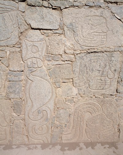 Kolomb öncesi sanat: harabeler üzerinde kabartma, MÖ 9. yüzyıl (fotoğrafçılık) by Chavin Chavin