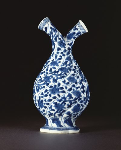 Avrupa cam formunda mavi ve beyaz çift şişe, Kangxi dönemi (1662-1722) (porselen) by Chinese School