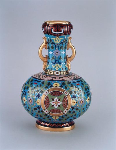 Emaye işi, Minton & Co, c.1870 (porselen) taklidi ile süslenmiş kukla vazo by Christopher Dresser