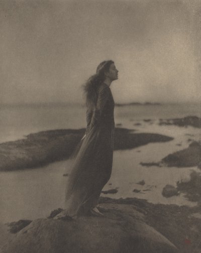 Gül Papazı Stokes, 1909. by Clarence H White