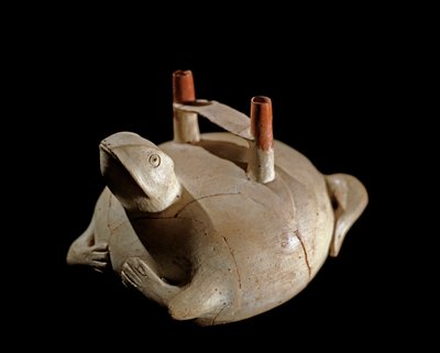 Kolomb öncesi sanat, Paracas uygarlığı (Peru): kurbağa biçimli vazo. 800-200 M.Ö. Lima, Ulusal Antropoloji ve Arkeoloji Müzesi by Culture Paracas