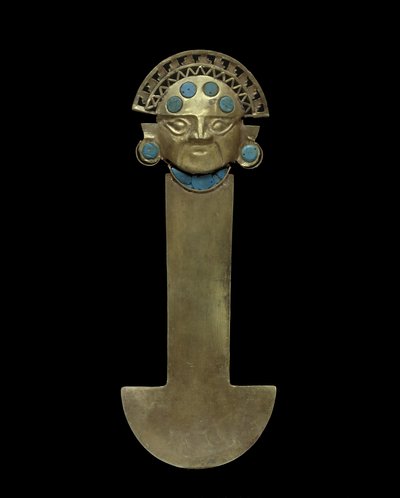 Tumi Bıçağı, MS 800-1375 (dövülmüş, kovalanmış ve turkuaz kakmalı telkari altın) by Culture Sicán