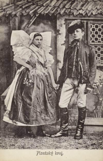 Plzensky geleneksel kostümü by Czech Photographer