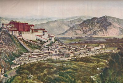 Lihasas Kızıl Duvarlı Sarayın Çatık Uçurumları Tepesine Mükemmel Bir Şekilde Yerleştirildi, c1935 by ENA
